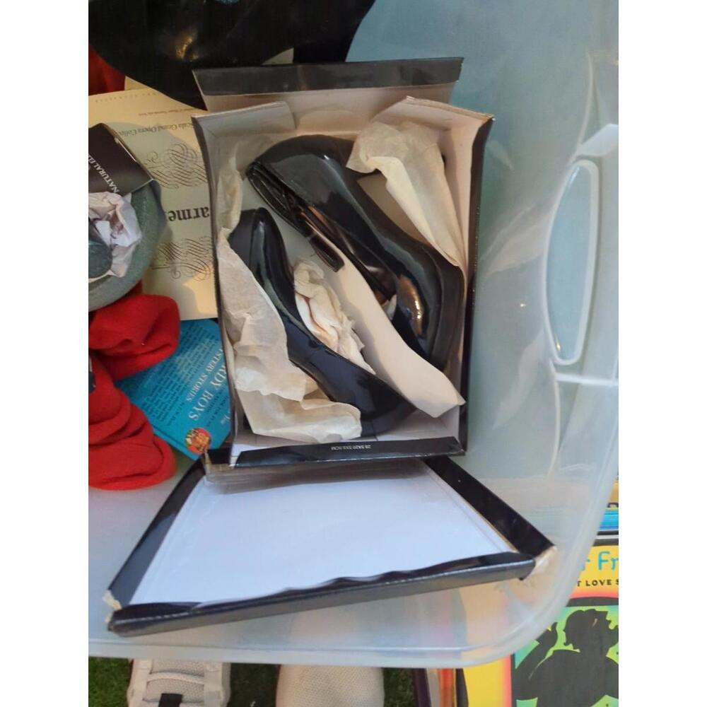 Newport News Black Patent Leather Shoes Size 7 New In Box